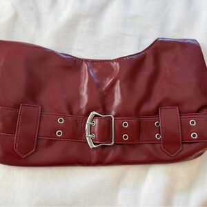 Red shoulder bag 🪭